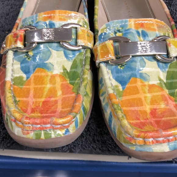 Anne Klein “Cailley” leather upper slip ons size 7 - Picture 5 of 8